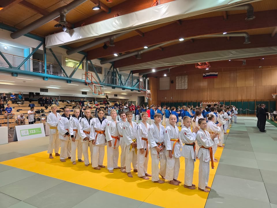Šest kolajn Korošcev na Pokalu Oplotnice 2026
